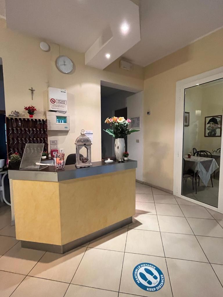 Hotel Vienna Rivazzurra Rimini Ngoại thất bức ảnh